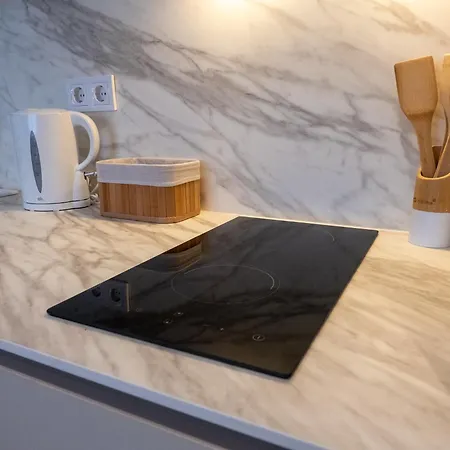 Bhost - Super Lopez *