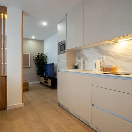 Bhost - Super Lopez Apartmán *