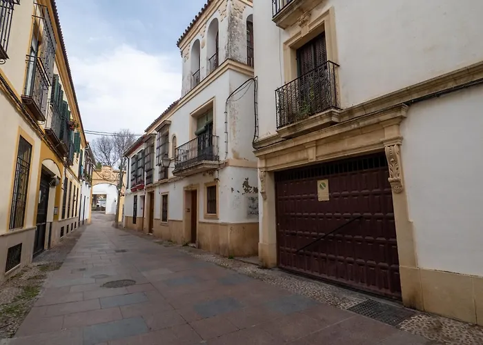 Bhost - Super Lopez דירה