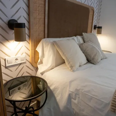 아파트 Bhost - Super Lopez *