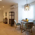 Bhost - Super Lopez Apartmán *